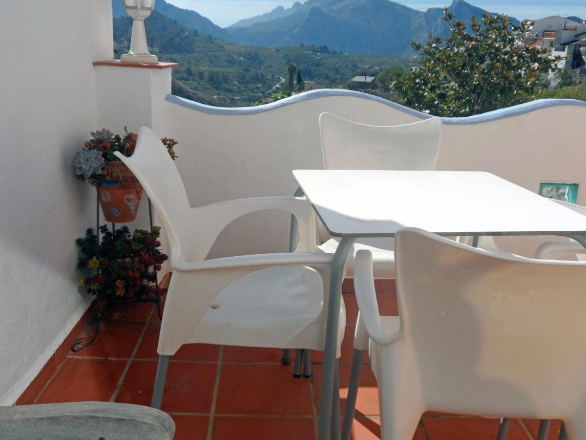 Charming House Ideal For Couples And Young Familie Tárbena Екстериор снимка