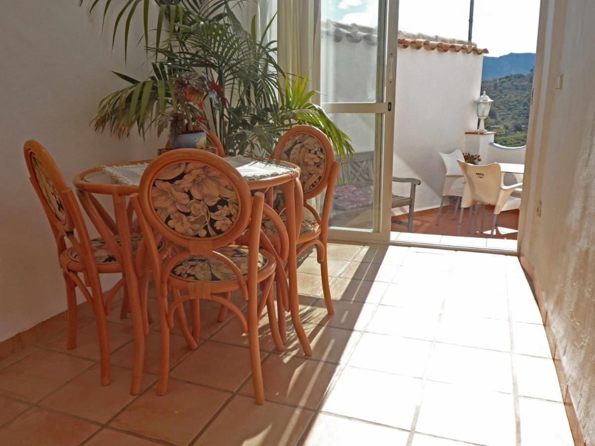 Charming House Ideal For Couples And Young Familie Tárbena Екстериор снимка